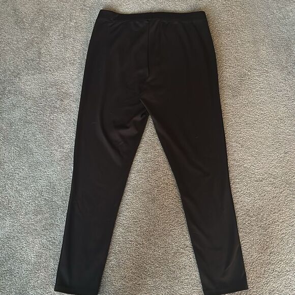 Hannah Pants! - Picture 2 of 10